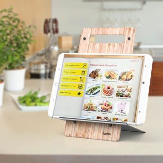 Hama "Timber" stand for tablets from 7 to 10.5 inches, bamboo